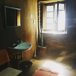 Hostel Escanlar *