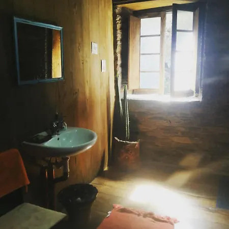 Hostel Escanlar *