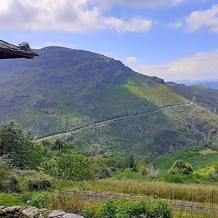 Escanlar אכסניה Tremado