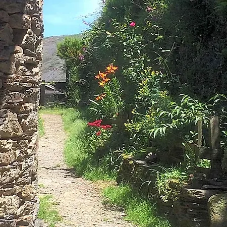Hostel Escanlar